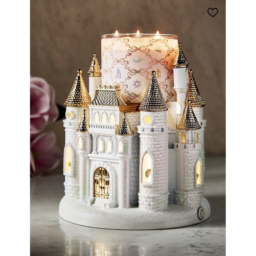 Bath & Body Works X Disney Princess Light Up Castle 3-Wick Candle Holder New